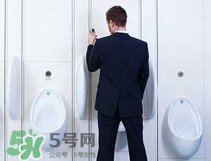 男性尿痛出血怎么回事？男性尿痛是怎么引起的