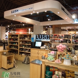lush唇部磨砂膏怎么用？lush唇部磨砂膏使用方法