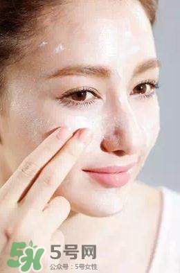 卸妝油悶痘怎么辦？卸妝油悶痘怎么補(bǔ)救？