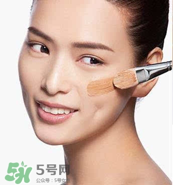 bb霜會(huì)悶痘嗎？bb霜悶痘怎么辦？