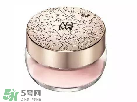 粉底液卡粉怎么辦？粉底液卡粉怎么補救？