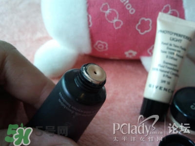 蘭蔻和紀(jì)梵希哪個好？蘭蔻和紀(jì)梵?？诩t哪個好？