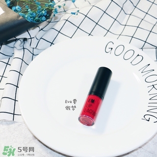 蜜桃色口紅是什么顏色？蜜桃色口紅試色
