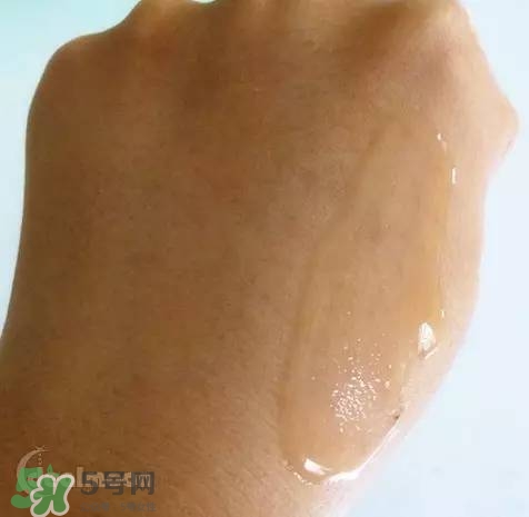蘭蔻大眼精華和雅詩蘭黛小棕瓶哪個(gè)好？蘭蔻大眼精華和小棕瓶對(duì)比