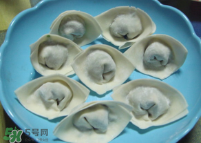 薺菜素餃子怎么做？薺菜素餡餃子怎么做好吃？
