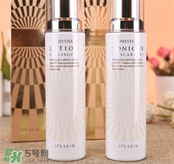 ahc水乳和伊思水乳哪個好？ahc水乳和伊思水乳對比