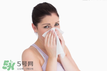 打噴嚏可以排寒氣嗎？打噴嚏真的可以驅(qū)寒嗎？