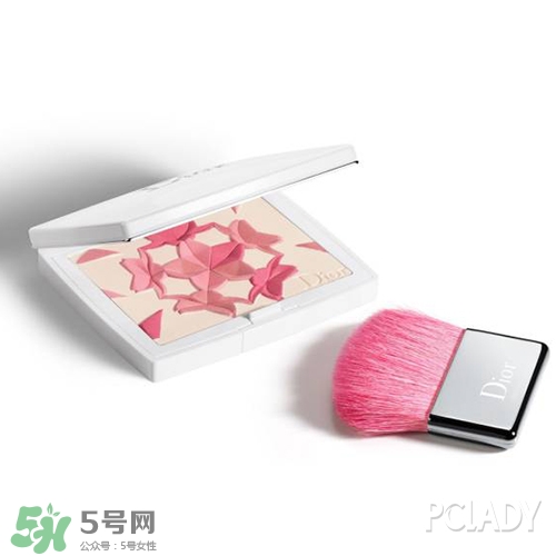 迪奧2017櫻花花瓣腮紅多少錢？2017dior櫻花腮紅專柜價格