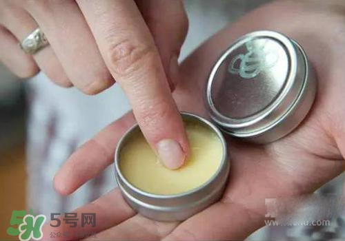 清涼油能消腫嗎？清涼油怎么消腫？