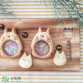 彩繪玻璃餅干怎么做？彩繪玻璃餅干做法