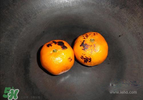 烤橘子怎么烤？烤橘子用什么火烤？