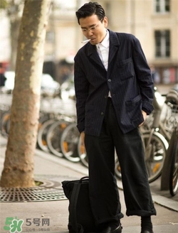 條紋西裝怎么搭配？條紋西服怎么搭配好看？