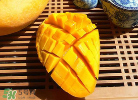 芒果為什么會變黑？芒果為什么有黑點？
