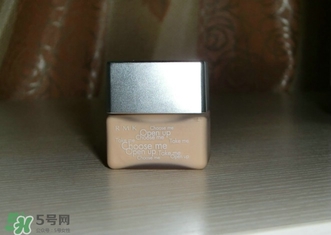 植村秀和rmk哪個(gè)好？植村秀和rmk粉底液哪個(gè)好？