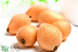 枇杷和姜能一起吃嗎？枇杷和生姜能一起煮嗎？