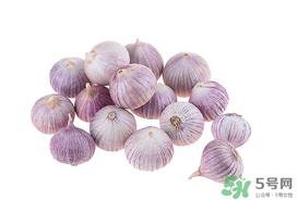 薺菜和大蒜能一起吃嗎？薺菜和蒜頭能一起吃嗎？