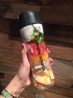 摩飛榨汁機(jī)和my juice哪個(gè)好？摩飛榨汁機(jī)和my juice對(duì)比