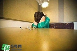 抑郁癥有哪些癥狀？哪些人易患抑郁癥？