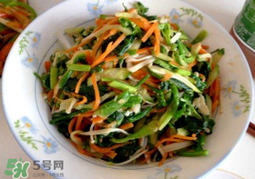 薺菜和金針菇能一起吃嗎？薺菜能和金針菇一起炒嗎？