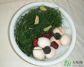 地菜煮雞蛋會(huì)中毒嗎？地菜煮雞蛋吃死人是真的嗎？