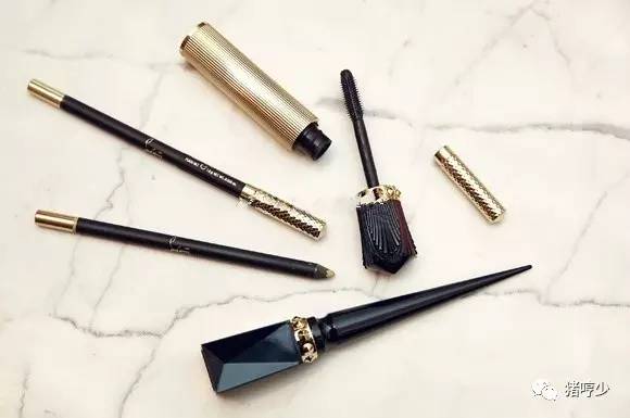 cl眼線液多少錢？Christian Louboutin眼線液色號試色