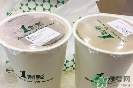 喝一點(diǎn)點(diǎn)奶蓋要攪拌嗎？奶蓋直接喝還是用吸管？