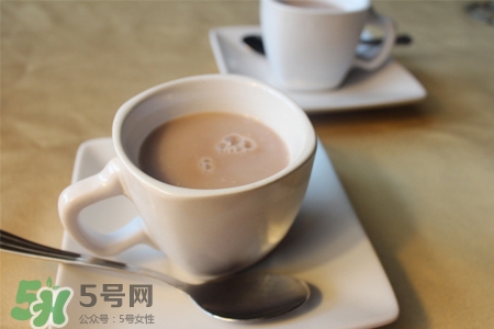 喝阿華田會胖嗎？早上喝阿華田會胖嗎？