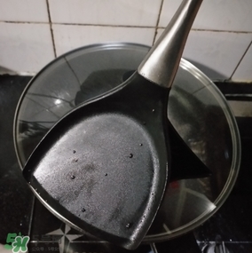 麥飯石鍋是什么材質(zhì)？麥飯石鍋是石頭做的嗎？