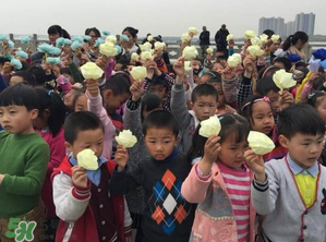 清明節(jié)小孩能上墳嗎？清明節(jié)可以帶小孩掃墓嗎？