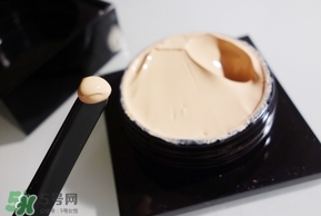 serge lutens鹵蛋粉底霜多少錢？蘆丹氏粉底霜專柜價格