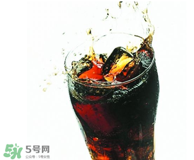 孕婦可以喝可樂嗎？孕婦喝可樂對胎兒有影響嗎？