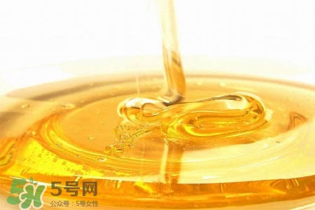 過敏性鼻炎可以吃蜂蜜嗎？過敏性鼻炎能不能吃蜂蜜？