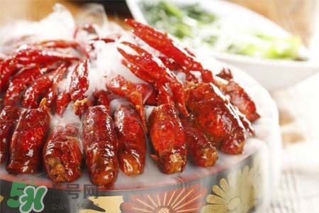 小龍蝦可以和吃櫻桃嗎？小龍蝦和櫻桃能一起吃嗎？
