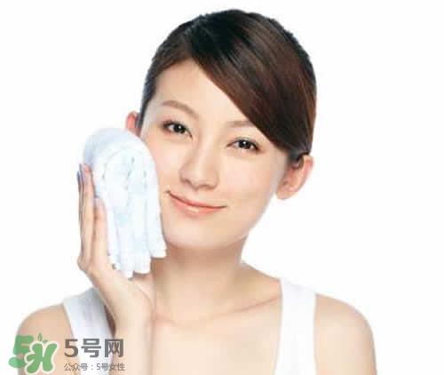 熱毛巾敷臉要幾分鐘？熱毛巾敷臉要多久？