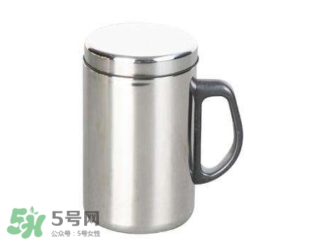 玻璃杯喝水安全嗎？玻璃杯喝水安不安全