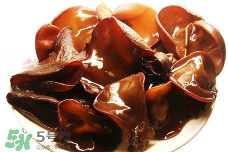 手術(shù)后能吃黑木耳嗎？做完手術(shù)可以吃黑木耳嗎？