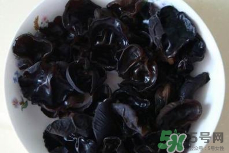 黑木耳泡發(fā)要多久？泡發(fā)木耳需要多長時(shí)間？