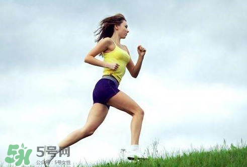 女生馬甲線怎么練？馬甲線多久能練出來