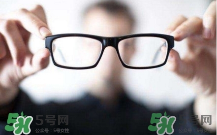 近視眼吃什么對眼睛好？近視眼吃什么好