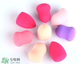 美妝蛋可以干用嗎？美妝蛋使用前要打濕嗎？