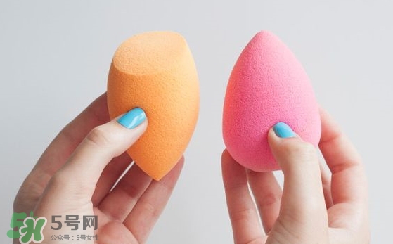 美妝蛋可以涂乳液嗎？美妝蛋怎么涂水乳？