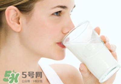 吃菠蘿舌頭麻怎么回事？吃菠蘿舌頭麻是過(guò)敏嗎