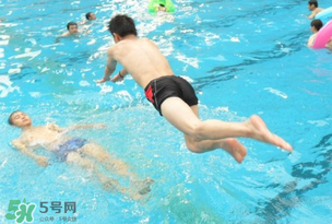 四月份可以游泳嗎？幾月份可以游泳？