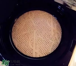 ysl蕾絲氣墊粉餅怎么用？ysl超模蕾絲氣墊粉餅使用方法