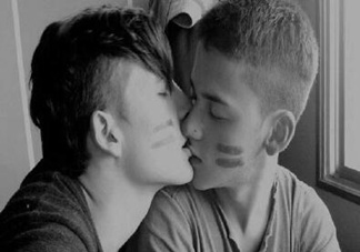 怎樣快速識(shí)別gay？為什么直男也喜歡看gay片