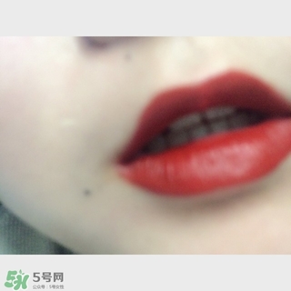 辣椒紅是什么顏色？辣椒紅口紅色號試色