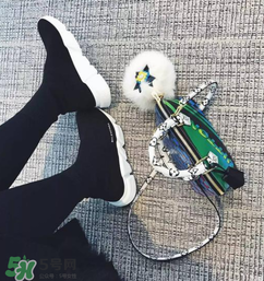 今年流行乾隆皇帝的鞋是什么牌子？乾隆皇帝同款鞋是哪個(gè)品牌？