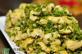 香椿炒雞蛋用焯水嗎？香椿炒雞蛋怎么焯水？