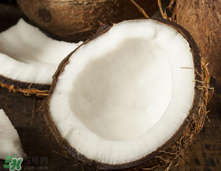 椰青和椰皇的區(qū)別 椰青和椰皇哪個好？