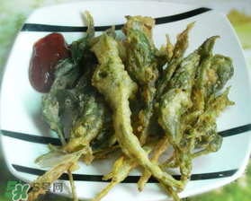 香椿魚如何炸的酥脆？炸酥脆香椿魚兒怎么做？